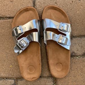 SOLD🖤 BNWOT 👡 Sandals
